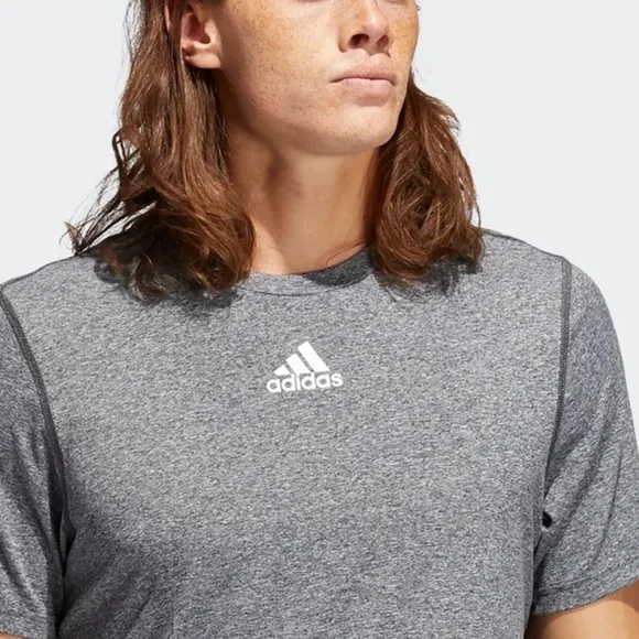 Adidas Creator Short Sleeve Tee Shirt New Red and Gray - Picture 5 of 10